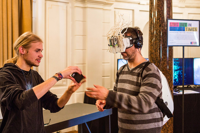 26462953424_fe32733faa_z